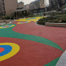 承接學(xué)校塑膠跑道 公園人行跑道 小區(qū)塑膠跑道鋪裝  歡迎來電咨詢 星奧體育廠家