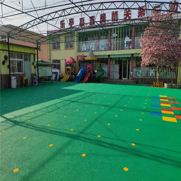 義發(fā) 操場(chǎng)<a href=http://www.anhaohn.com target=_blank class=infotextkey>塑膠跑道</a> <a href=http://www.anhaohn.com target=_blank class=infotextkey>塑膠跑道</a>鋪設(shè) <a href=http://www.anhaohn.com target=_blank class=infotextkey>塑膠跑道</a>