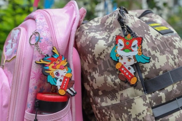 愛不釋手！火炬開發(fā)區(qū)博凱小學(xué)“明星同學(xué)”閃亮登場