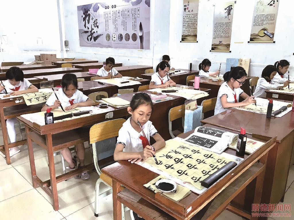 黨建引領(lǐng)，社團(tuán)活動(dòng)全員參與