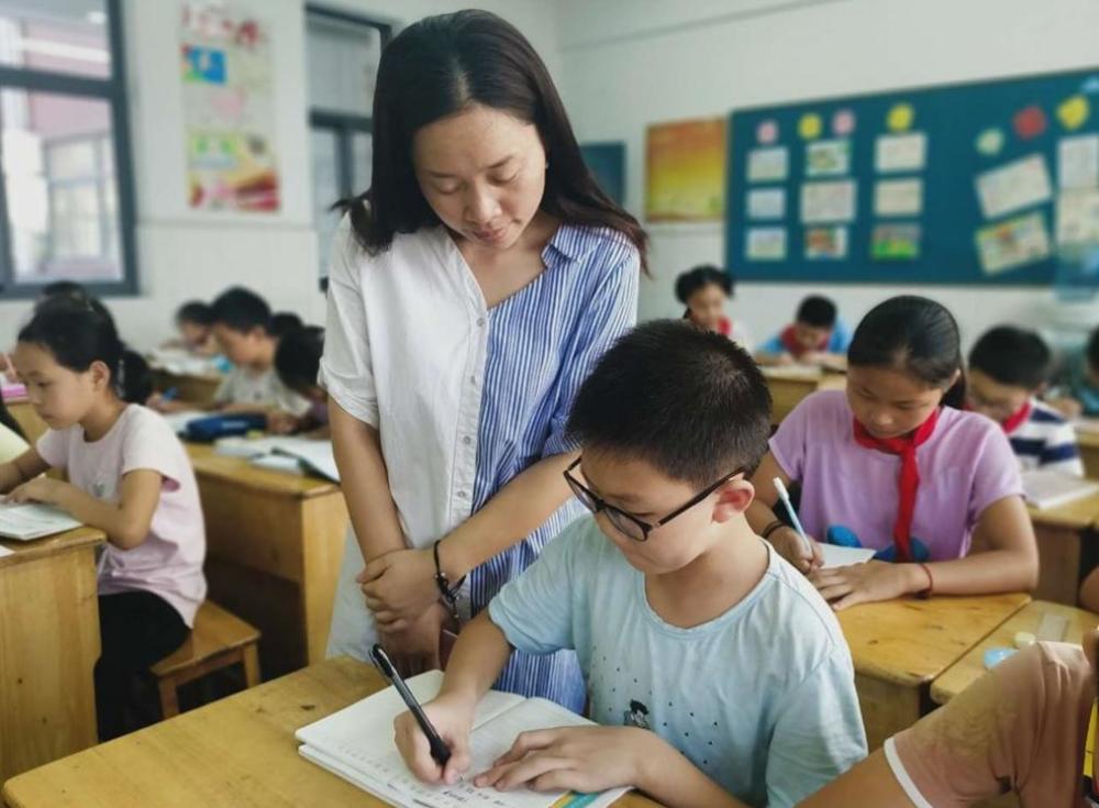 “雙減”政策順利落地，7700萬學(xué)生參加課后服務(wù)，家長給出真實(shí)反饋