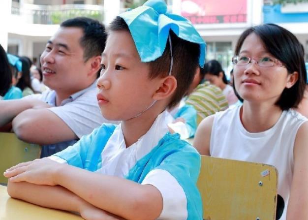 小學(xué)1年級新生家長，拒絕課后延時服務(wù)，原因很現(xiàn)實與收費無關(guān)