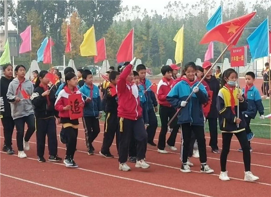 脈動(dòng)金秋，激情飛揚(yáng)！安泰小學(xué)<a href=http://www.anhaohn.com target=_blank class=infotextkey>塑膠跑道</a>啟用典禮暨金秋體育節(jié)活動(dòng)