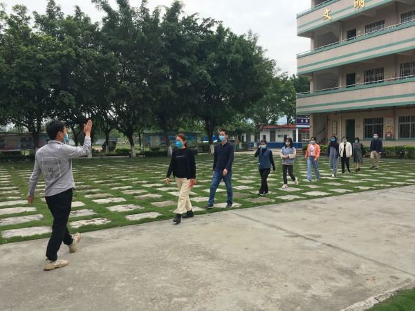 神灣神舟學(xué)校2020年春季學(xué)期開學(xué)防控應(yīng)急演練 (4).JPG