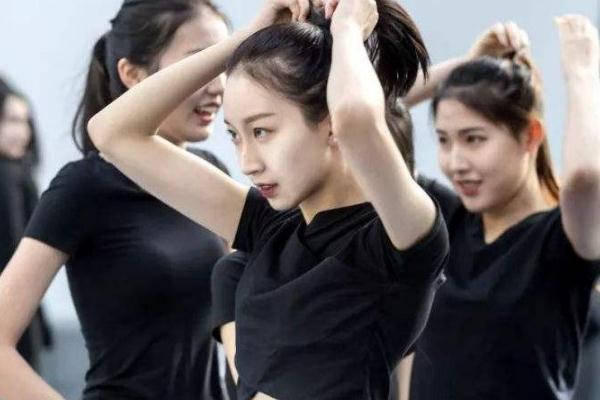 2022藝考“新動(dòng)態(tài)”，將迎來(lái)三項(xiàng)新規(guī)定，藝考生需要提前準(zhǔn)備