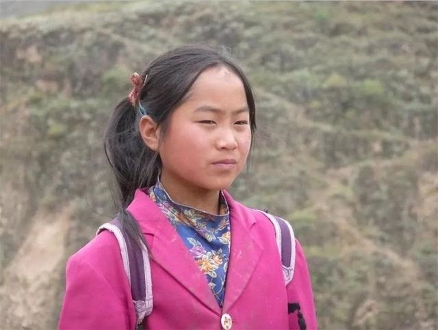 孫女高考成績47分，爺爺含淚求復(fù)查成績，成績公開后讓人難受不已