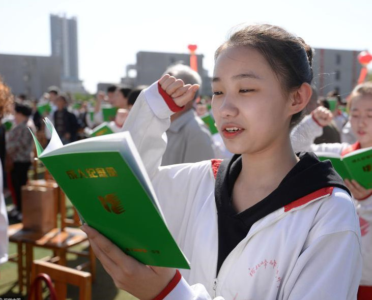 2022年高考迎來(lái)大變化，一二三本或?qū)⒉粡?fù)存在，考生不知是喜是憂