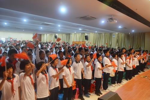 調整大小 演唱我和我的祖國2.jpg