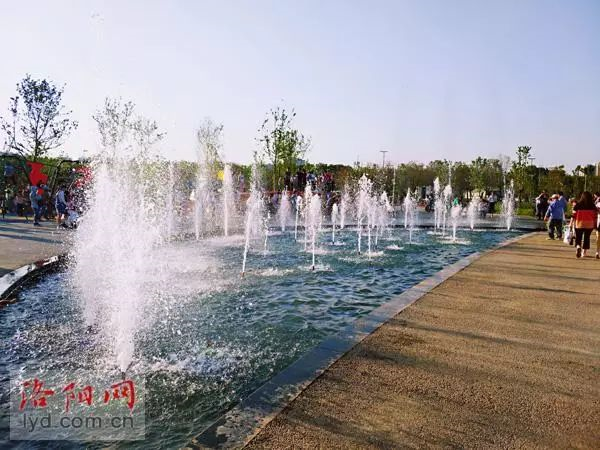 體育公園噴泉 體育公園噴泉