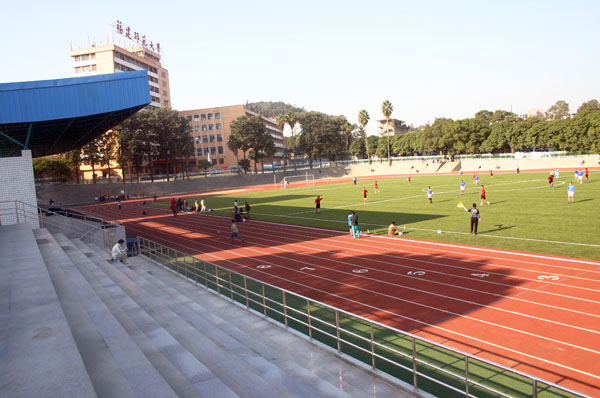 <a href=http://www.anhaohn.com target=_blank class=infotextkey>塑膠跑道</a>十大品牌廠家