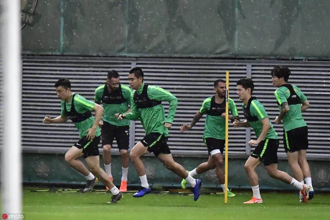 國(guó)安足球俱樂(lè)部 國(guó)安足球俱樂(lè)部