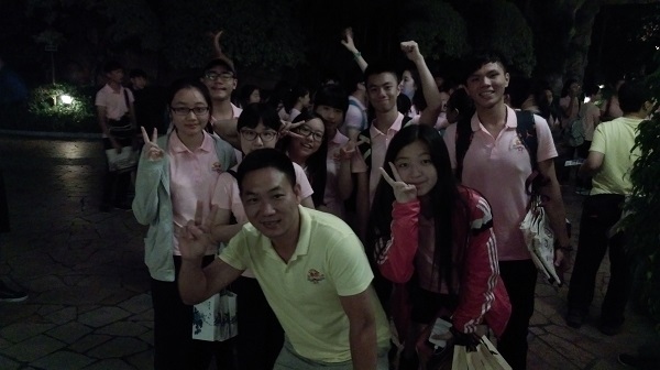 拓展訓(xùn)練冠軍小組