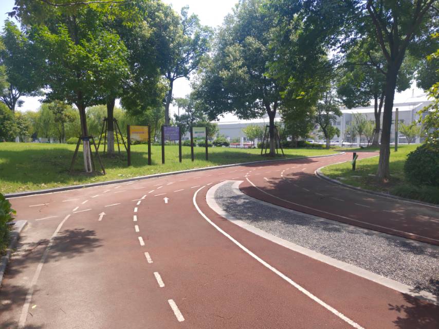 安亭文體中心健身步道