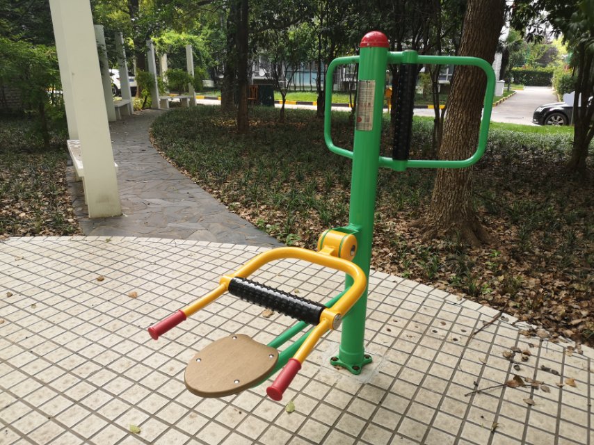 坐式腰背按摩器 坐式腰背按摩器