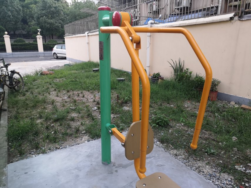 坐推訓(xùn)練器 坐推訓(xùn)練器