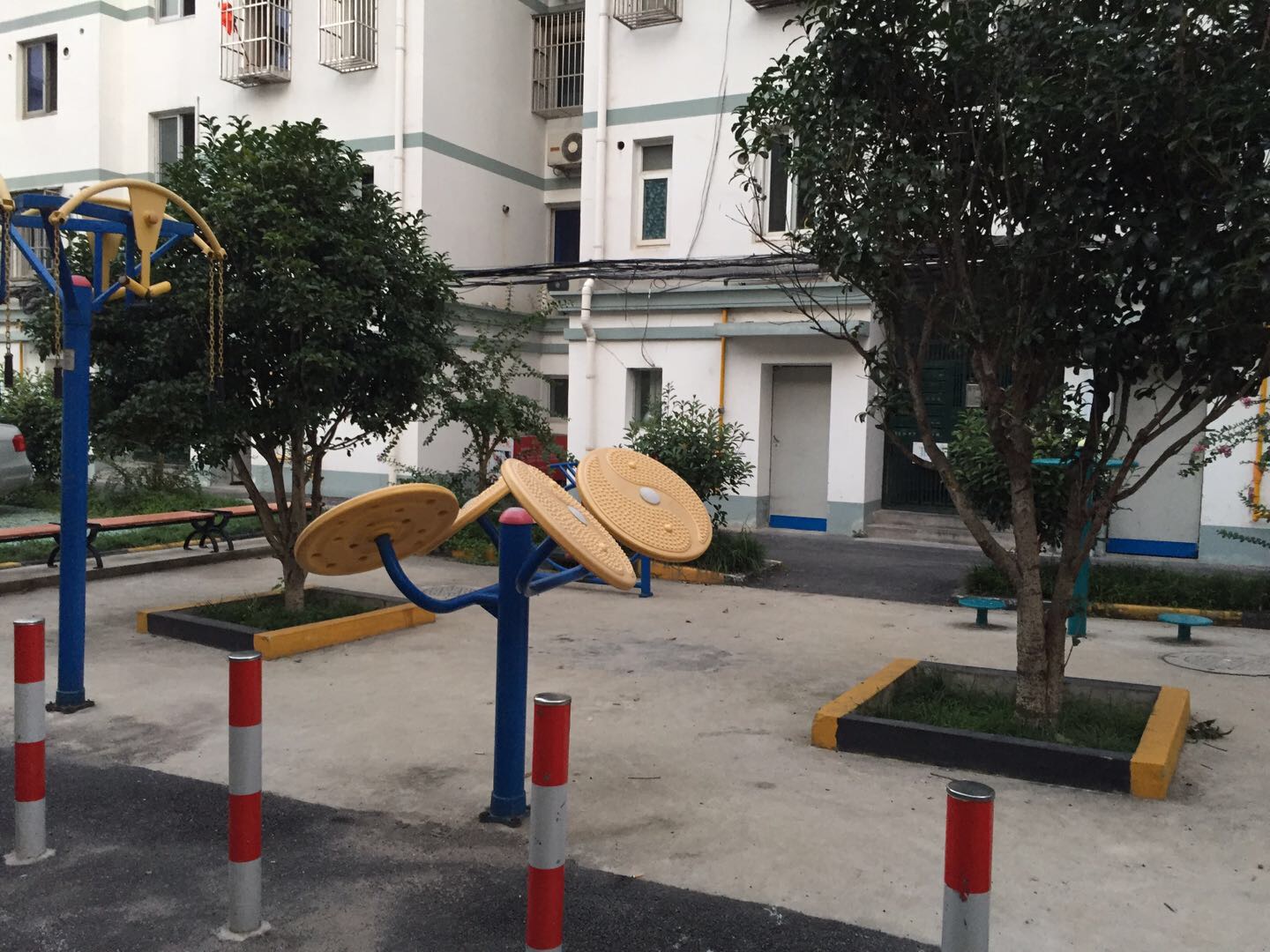 解放街118弄健身點(diǎn)