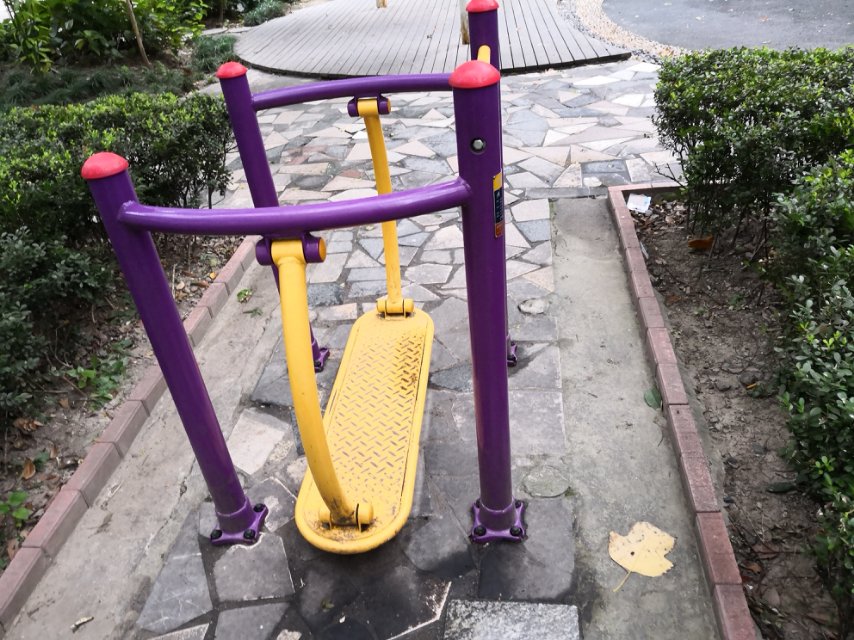 晃板健身器 晃板健身器