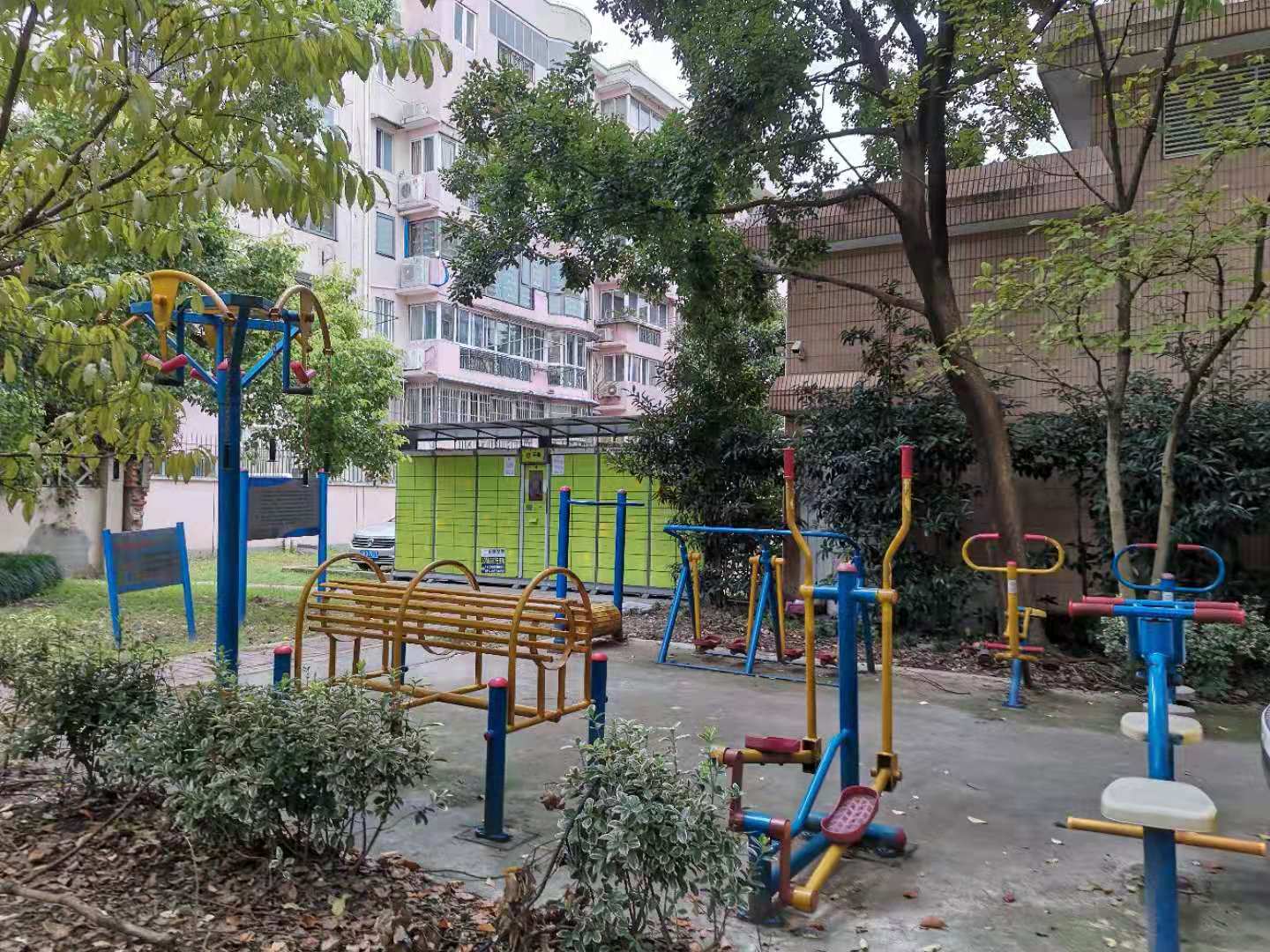 羅陽二居健身點B點