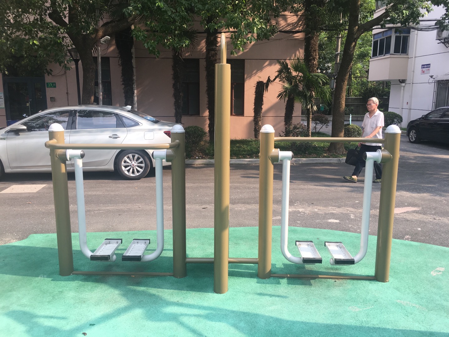 雙位漫步機(jī)