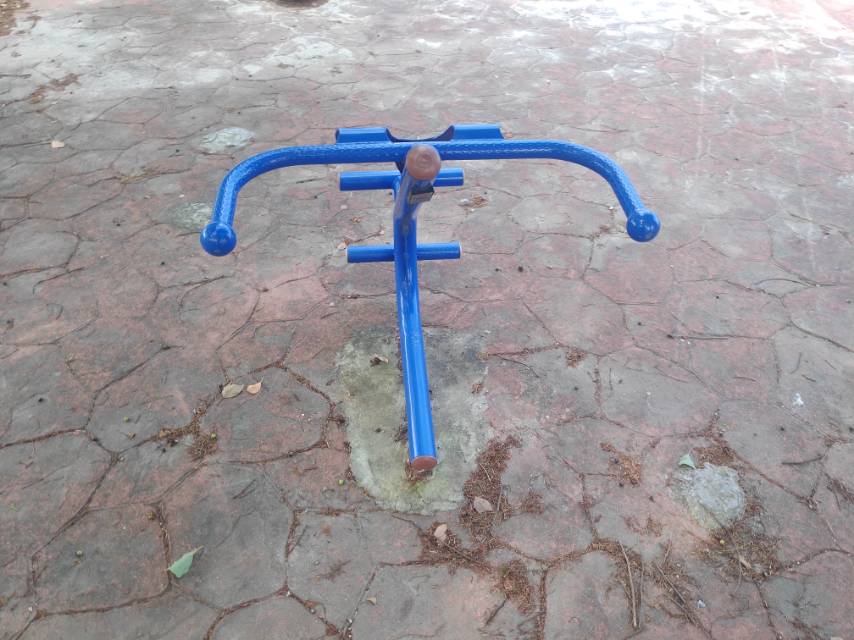 背肌訓(xùn)練器