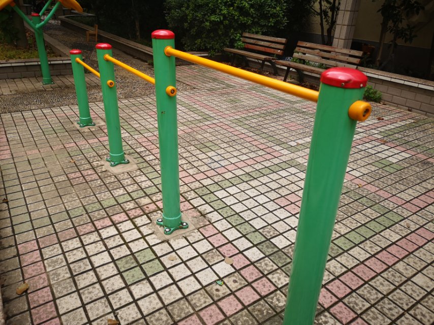 多聯(lián)壓腿架 多聯(lián)壓腿架