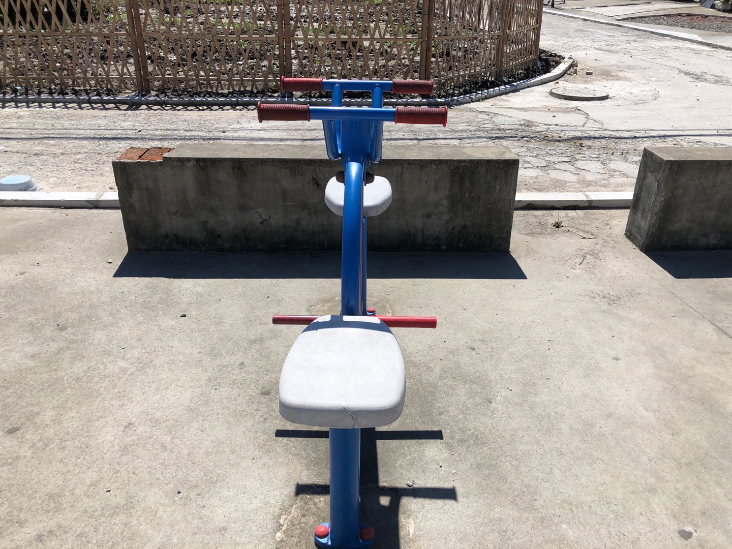 下肢康復(fù)器