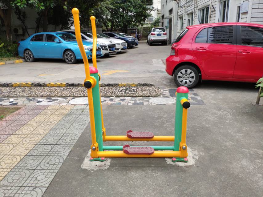 平步機(jī) 平步機(jī)