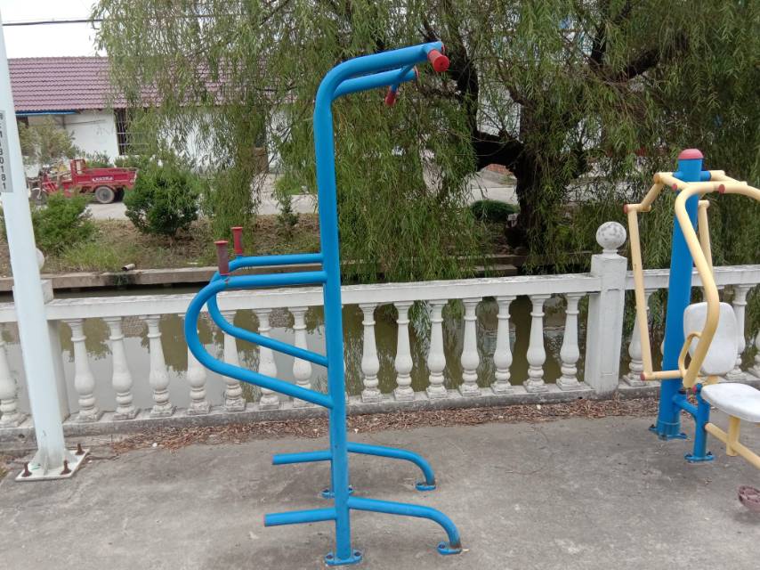 多功能訓(xùn)練器