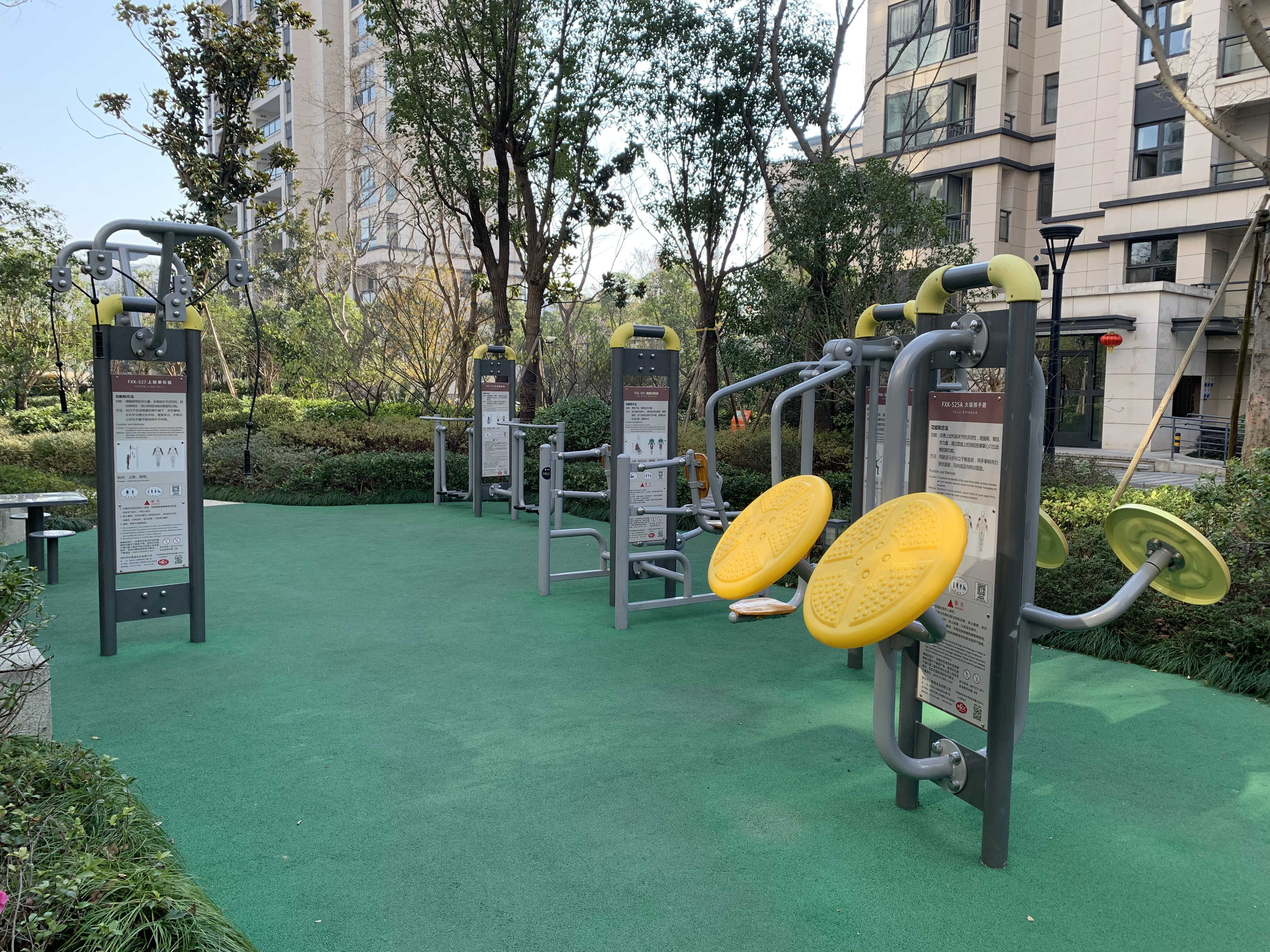 淀山浦社區(qū)大發(fā)融悅益智健身點(diǎn)