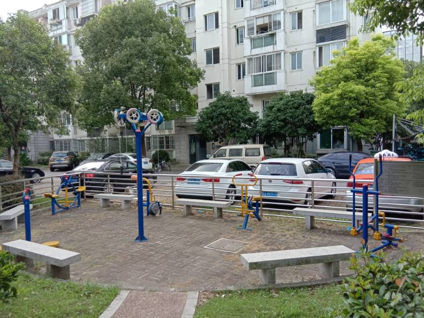 徐行社區(qū)泰宸家園健身點