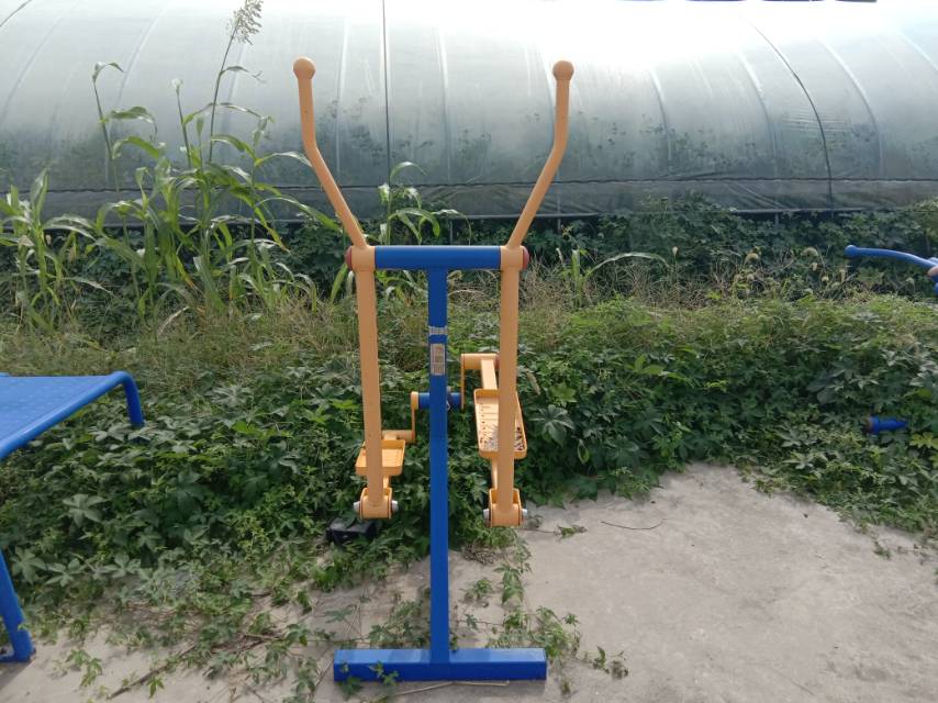 室外橢圓機(jī) 室外橢圓機(jī)