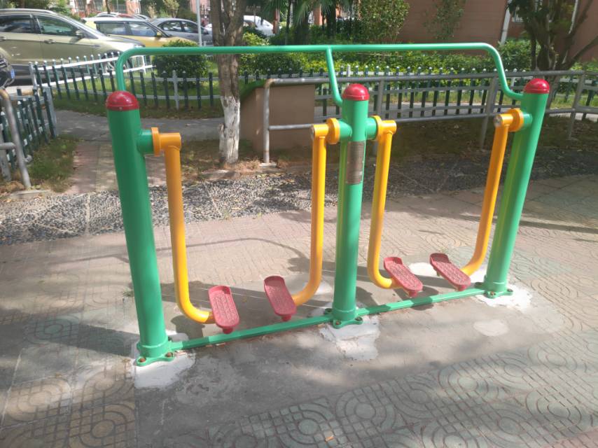 兩聯(lián)漫步機(jī)