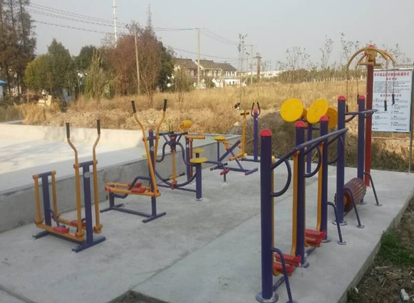 華亭鎮(zhèn)連俊村橫涇8隊(duì)健身點(diǎn)