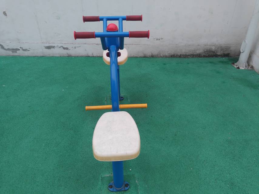 下肢康復(fù)器