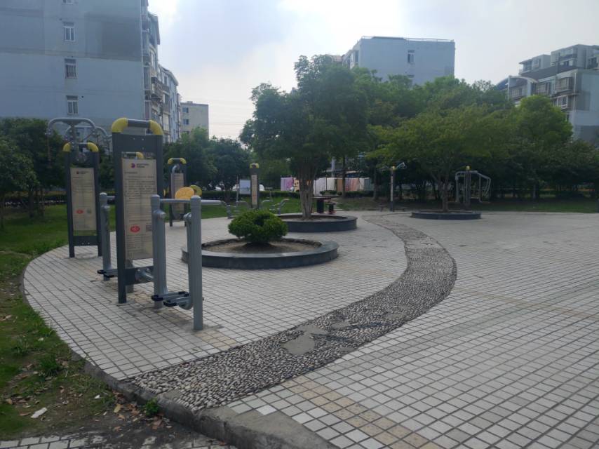 大眾春盛苑市民益智健身點(diǎn)