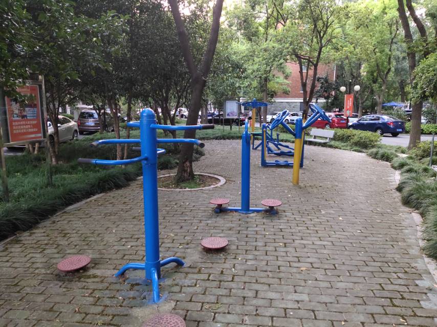 嘉馨社區(qū)頤景園庭健身點