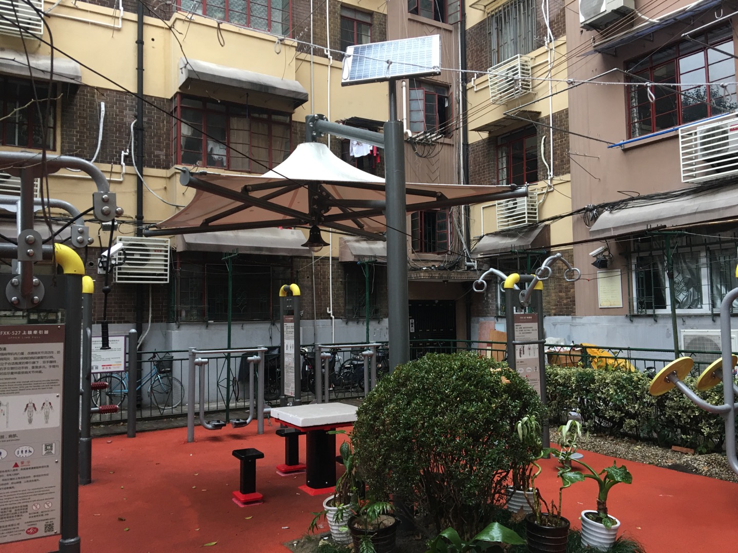 太陽能燈光遮陽棚 太陽能燈光遮陽棚