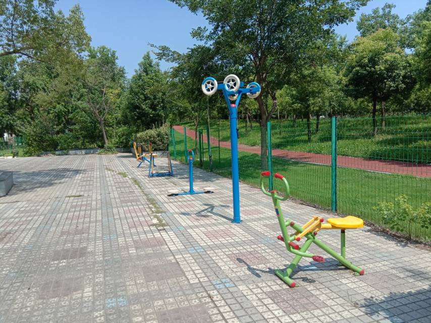 彭趙小區(qū)北區(qū)市民健身點