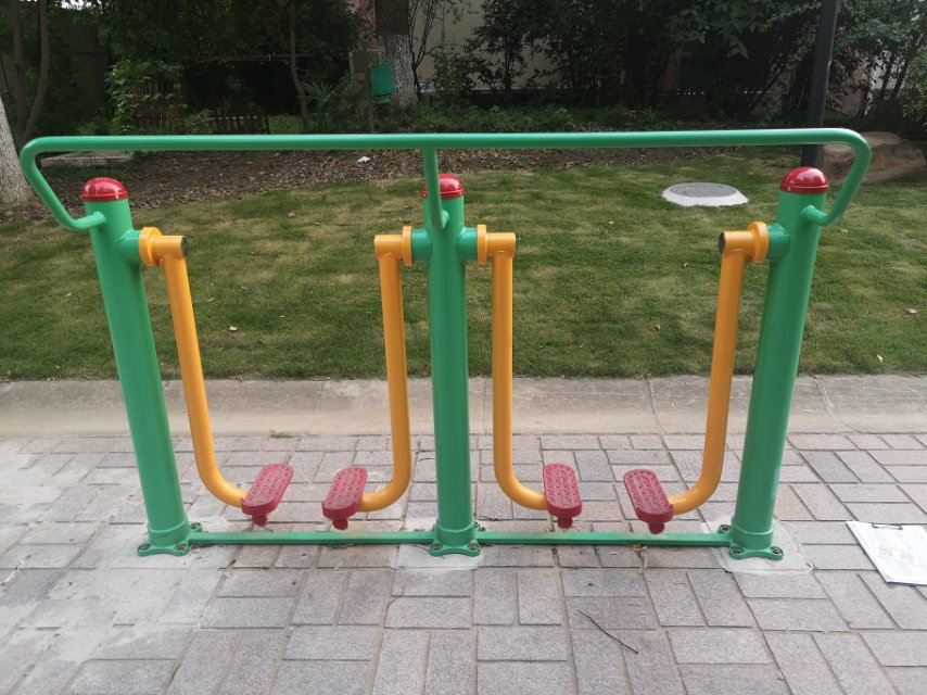 兩聯(lián)漫步機(jī)