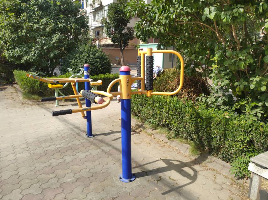 腰背按摩器 腰背按摩器