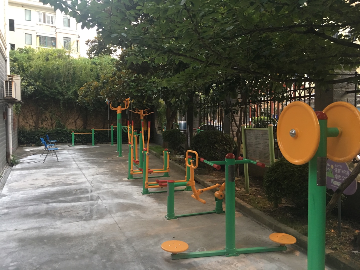 錦華居委錦華公寓小區(qū)點