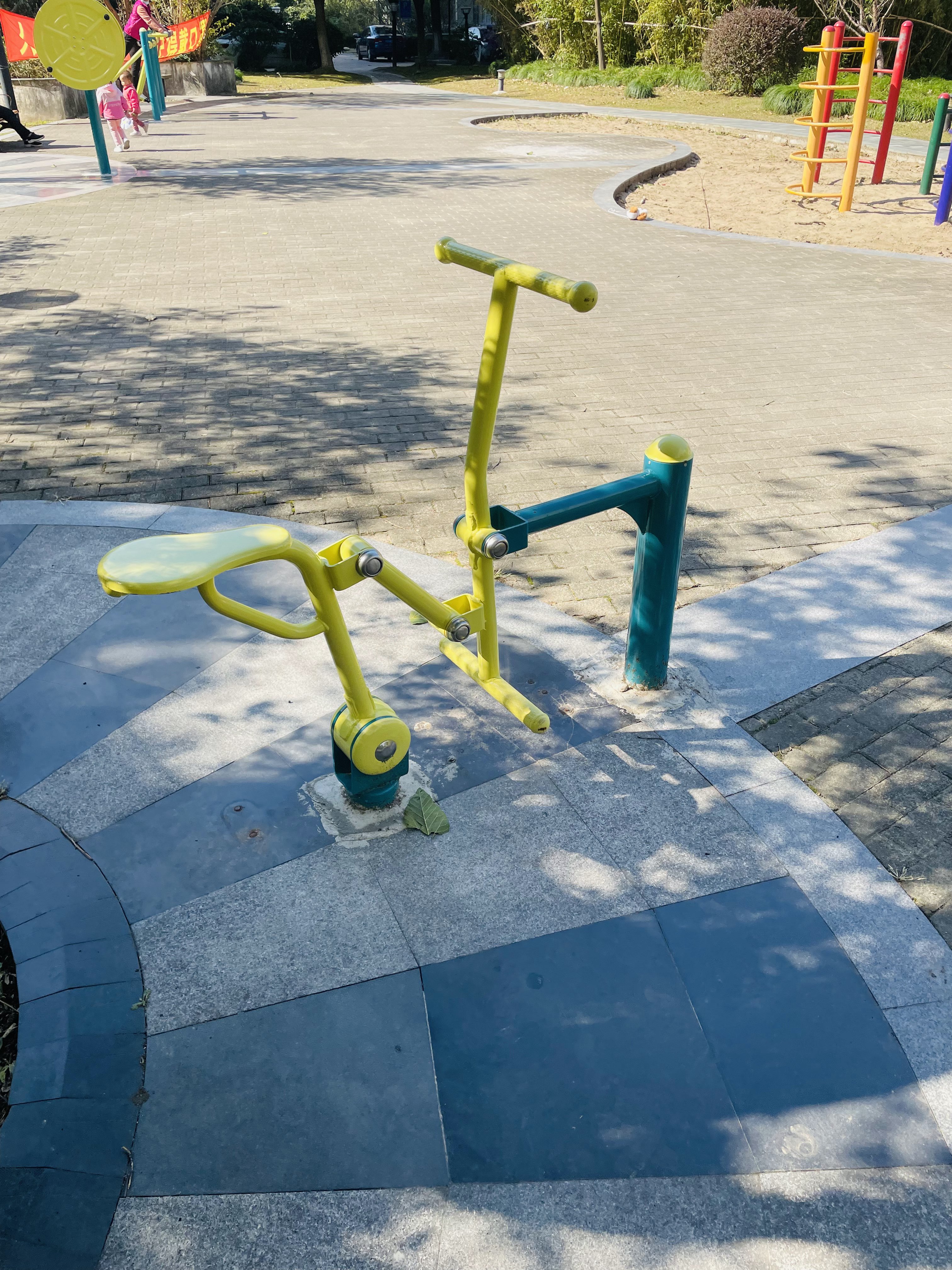 騎馬機(jī) 騎馬機(jī)