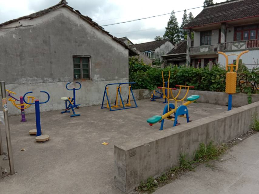 徐行村管家村組家園健身點(diǎn)