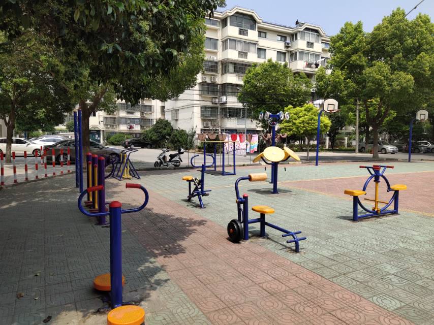 侯黃橋居委健身點(diǎn)