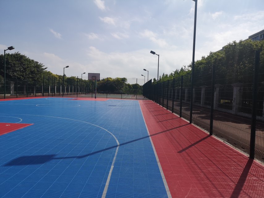 柘林鎮(zhèn)公共運(yùn)動(dòng)場(chǎng)