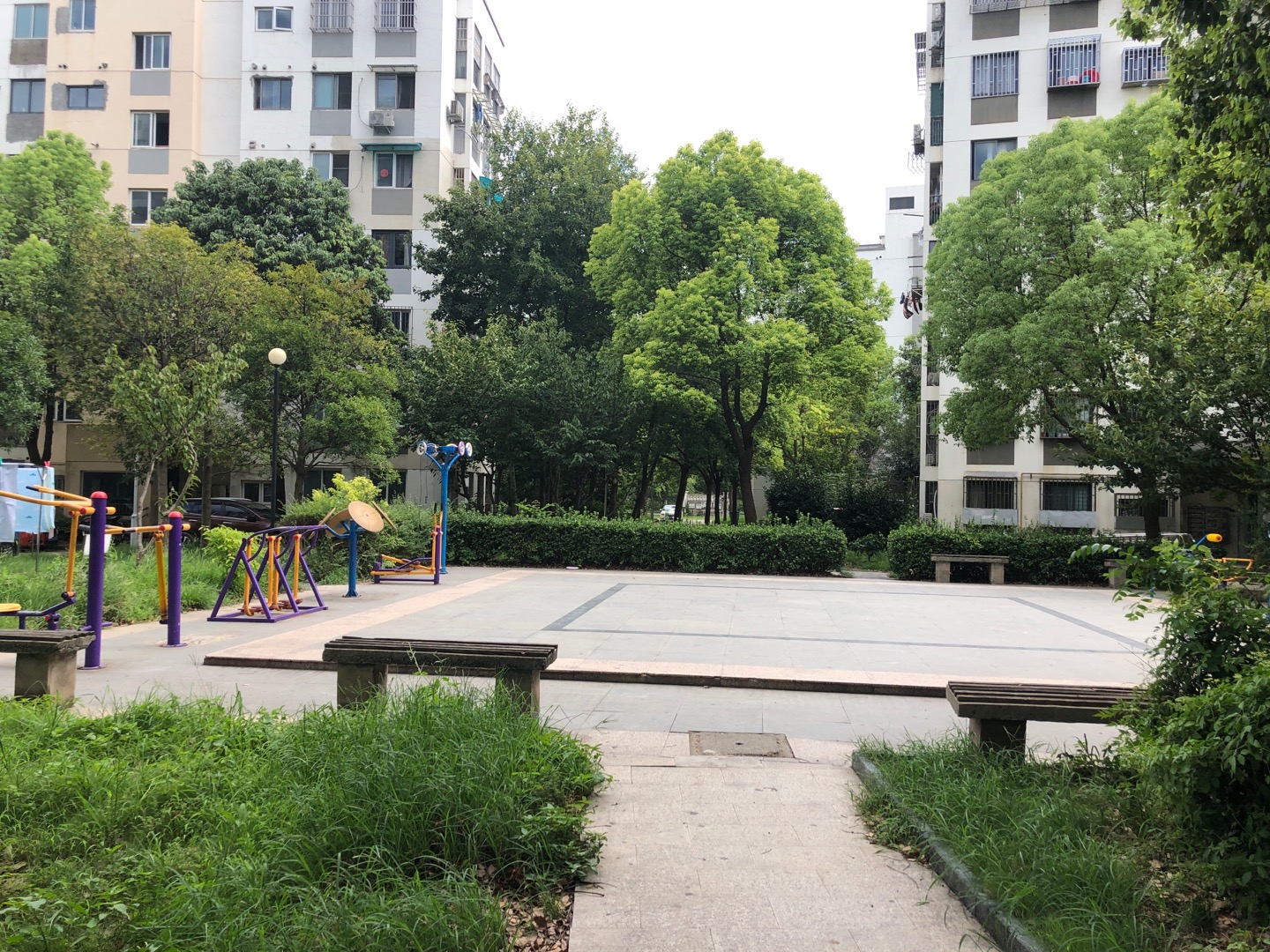 金中社區(qū)中房公寓健身點(diǎn)