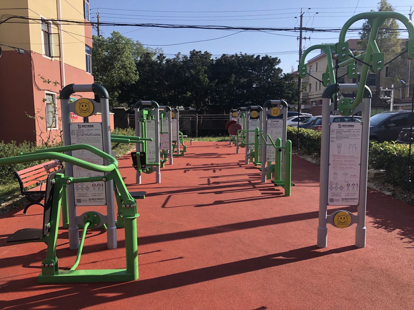 海灣鎮(zhèn)五四一興新村市民益智健身點