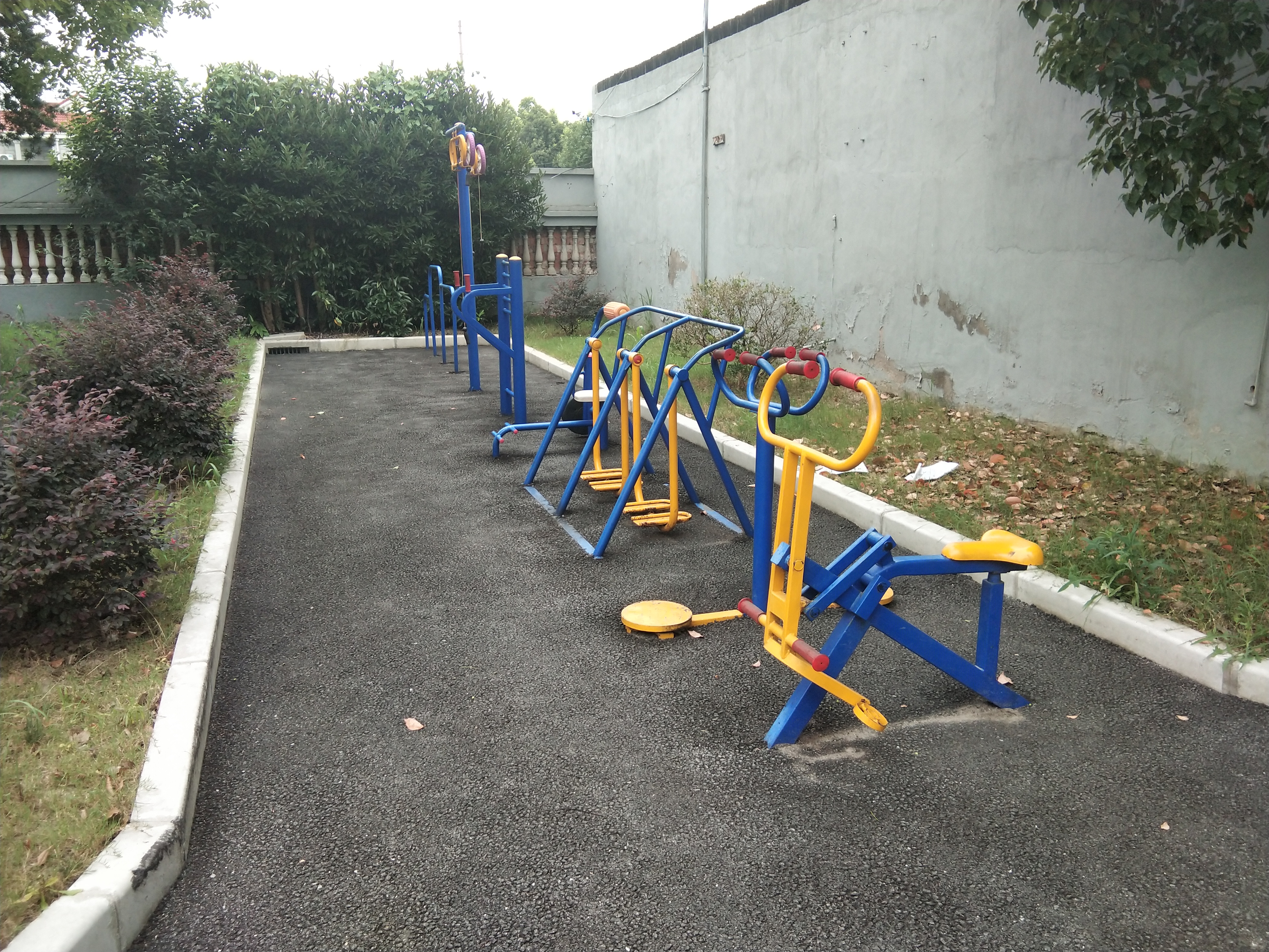 松江區(qū)永豐街道三辰苑二村市民益智健身點(diǎn)