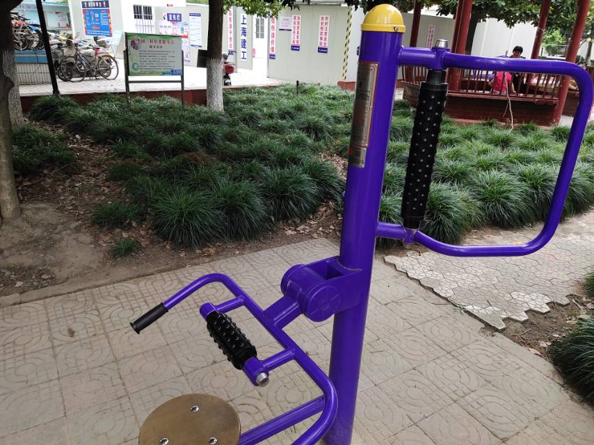 腰背按摩器 腰背按摩器