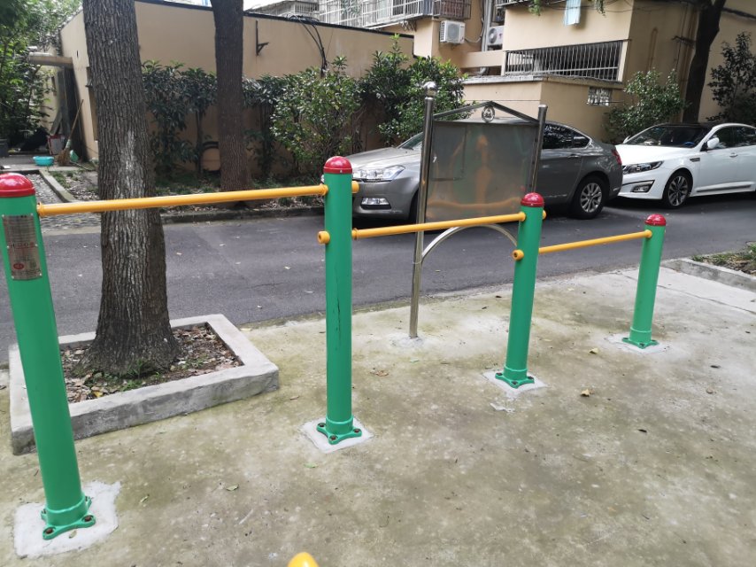 多聯(lián)壓腿架